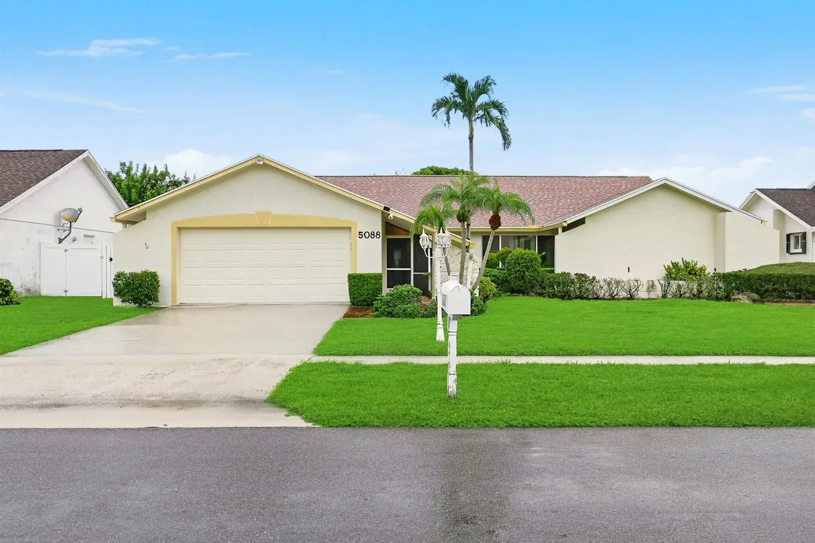 3 bedroom 2 bath Residential for sale at 5088 Chelan Way, Lake Worth FL 33467