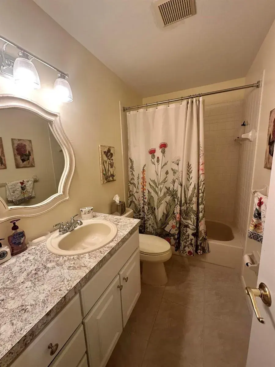8184 SE Villa Way, Hobe Sound FL 33455