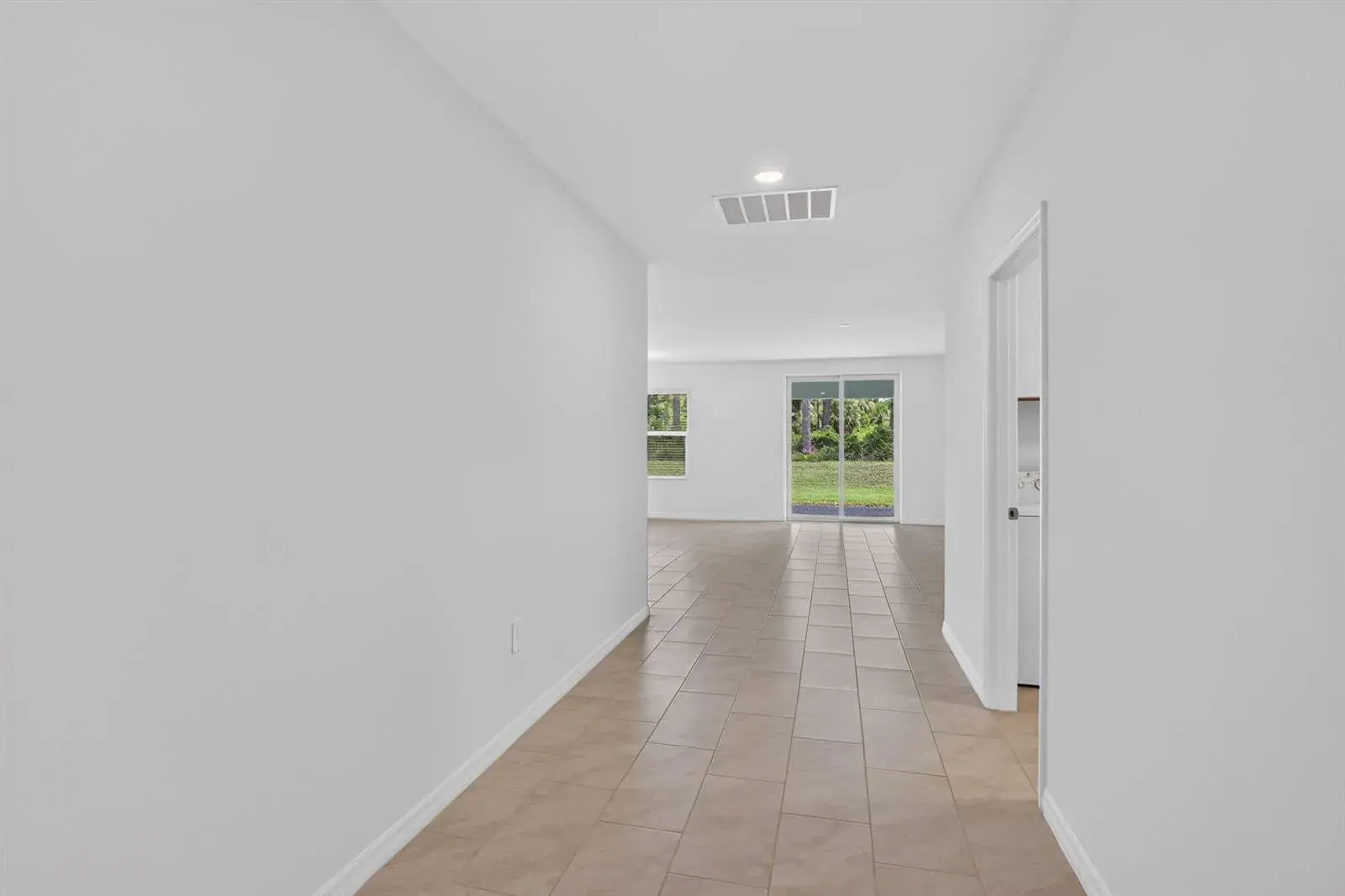 243 LAKESIDE BREEZE Way, Lehigh Acres FL 33936