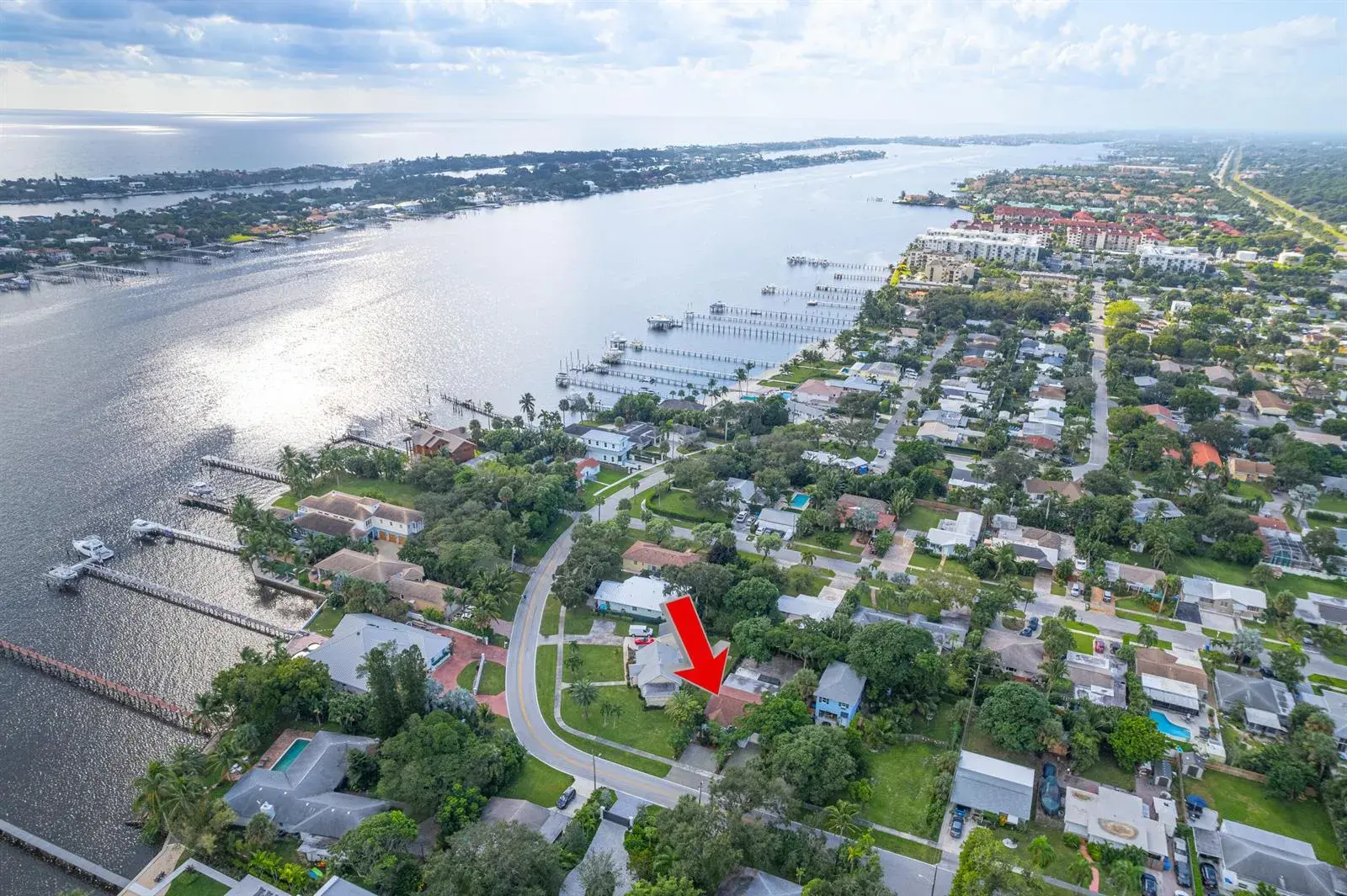 3 bedroom 3 bath Residential for sale at 545 S LAKE Drive, Lantana FL 33462