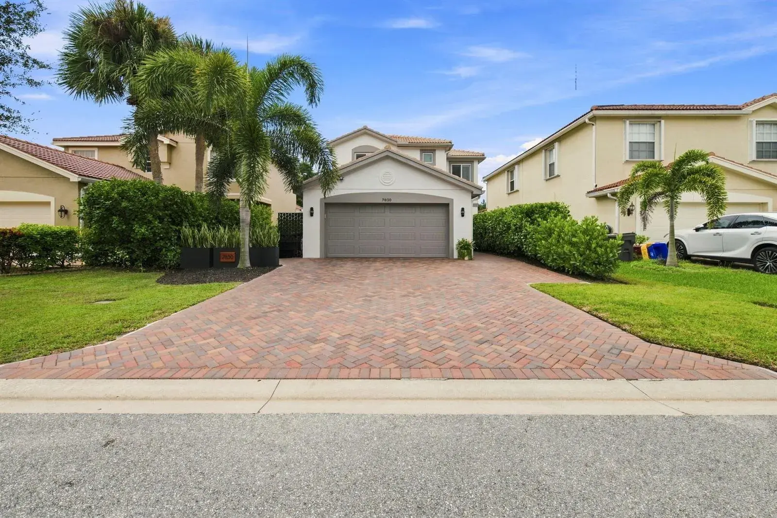 4 bedroom 3 bath Residential for sale at 7830 JEWELWOOD Drive, Boynton Beach FL 33437