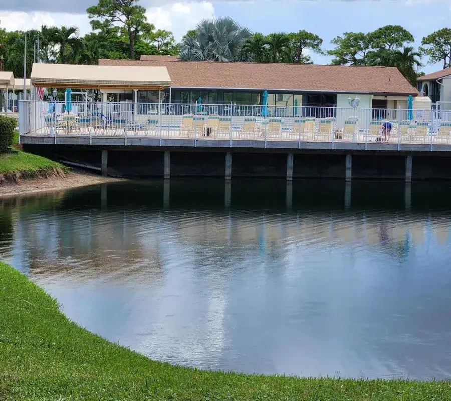 311 KNOTTY PINE Circle # 1, FL 33463