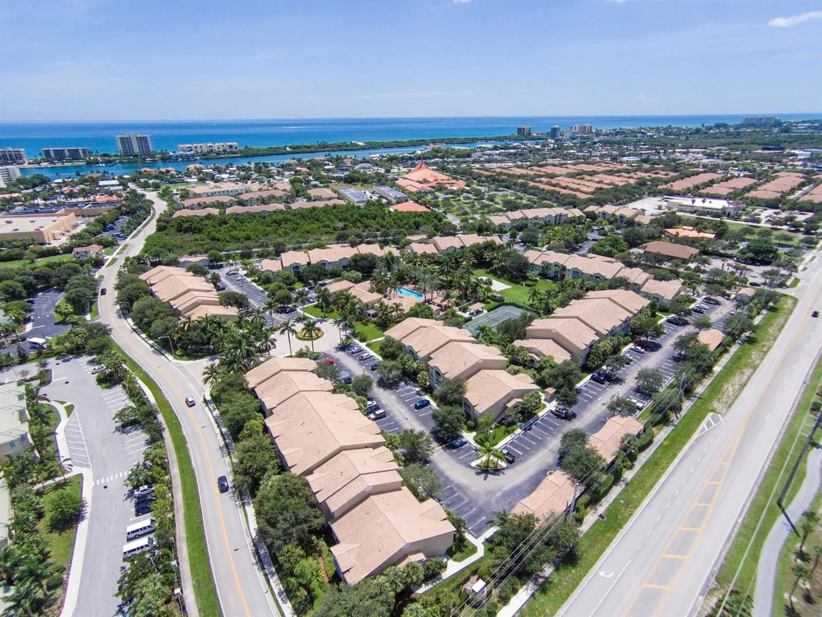 3 bedroom 2 bath Residential for sale at 248 VILLAGE Boulevard # 3107, Tequesta FL 33469