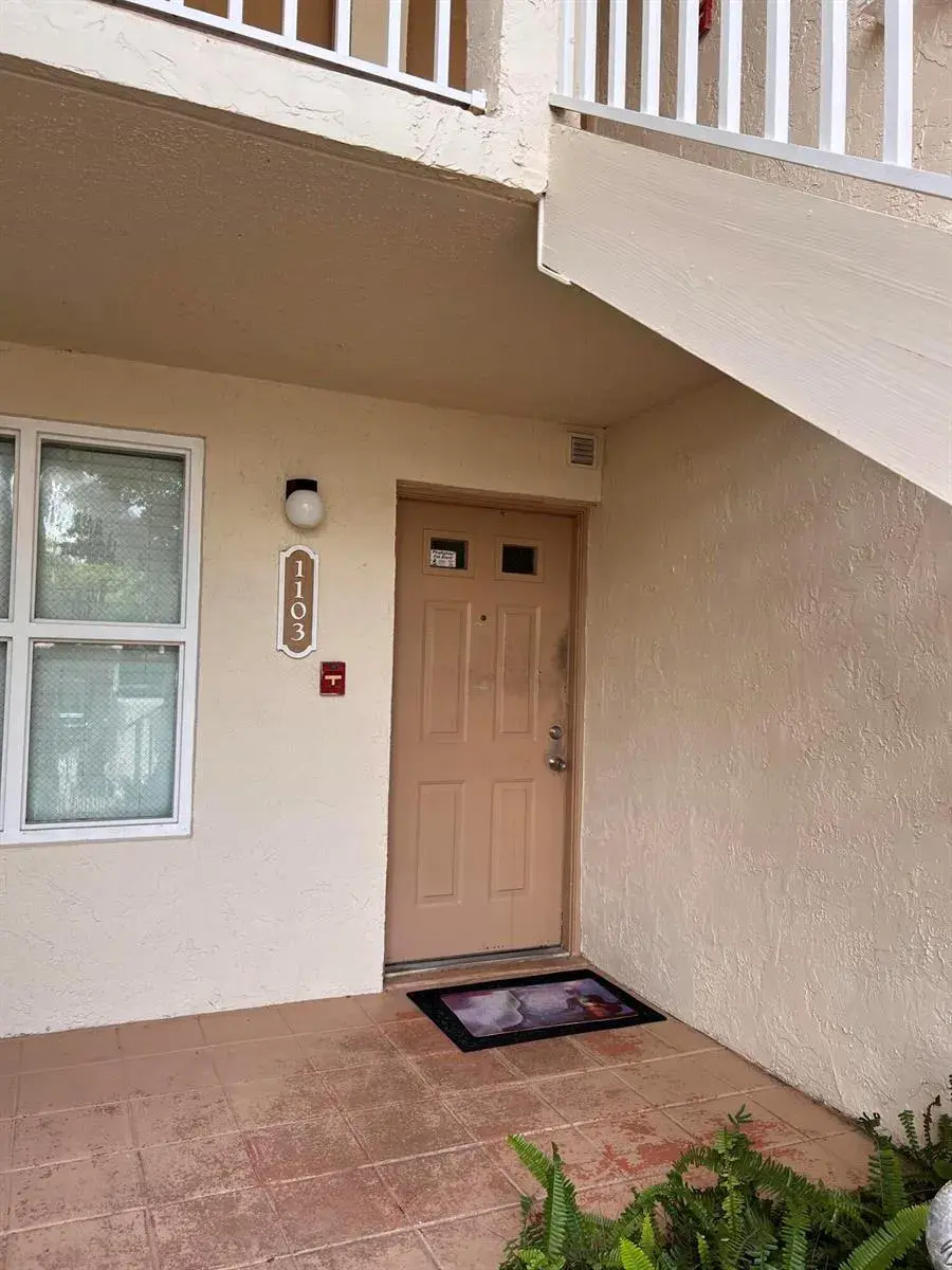 1103 Glenmoor Drive, West Palm Beach FL 33409