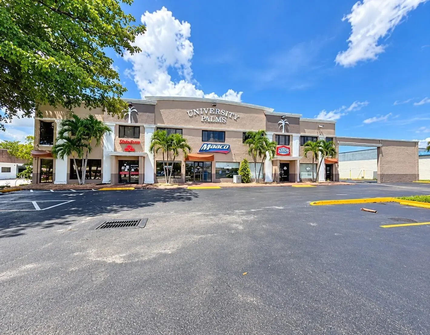 Commercial Sale for sale at 4907 N UNIVERSITY Drive, Lauderhill FL 33351