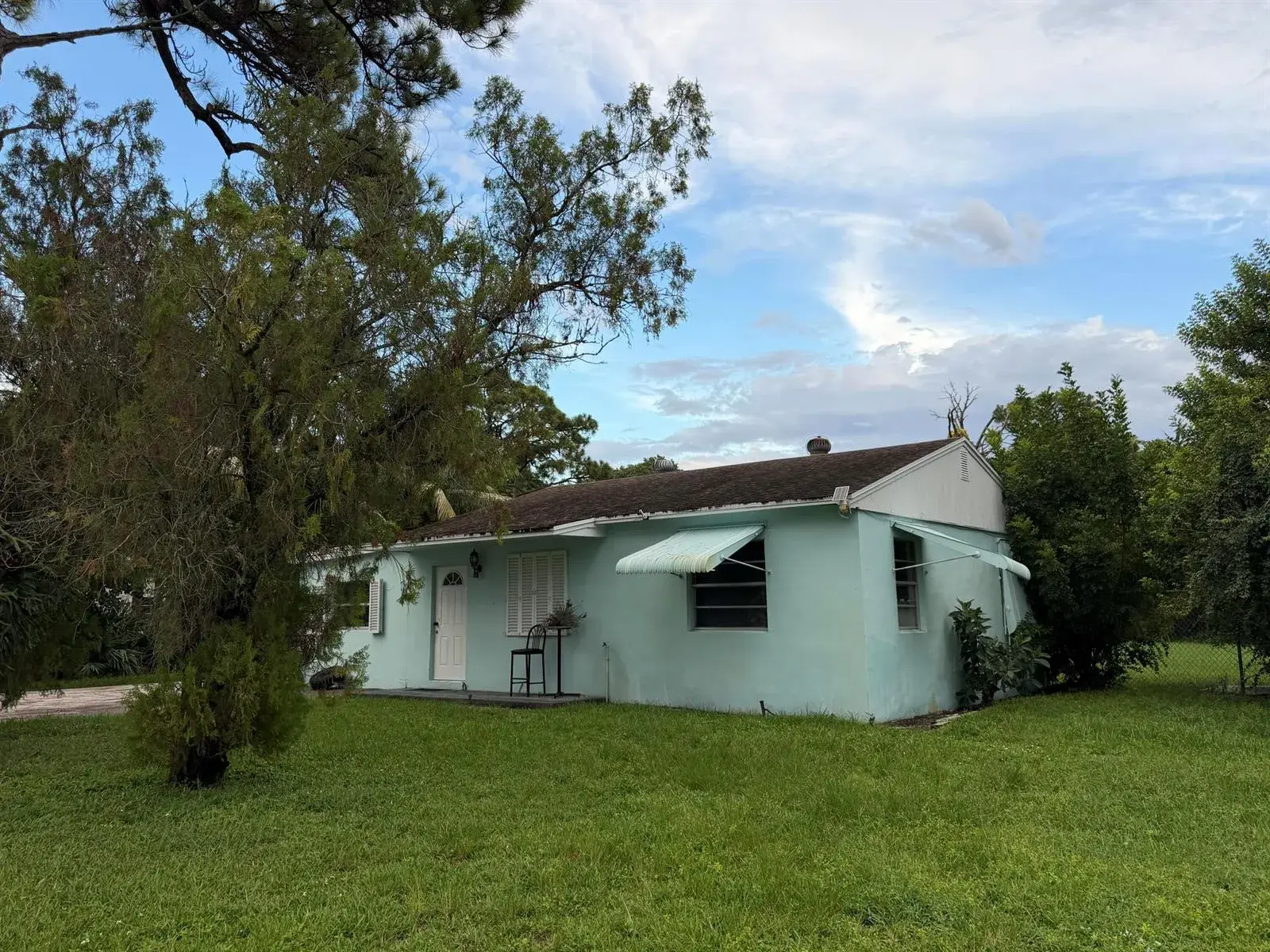 3082 Reo Lane, Palm Springs FL 33461