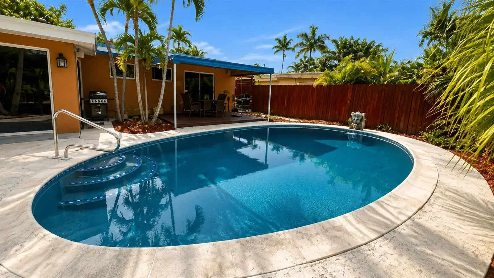 3 bedroom 3 bath Residential for sale at 2041 SW 23RD Avenue, Fort Lauderdale FL 33312