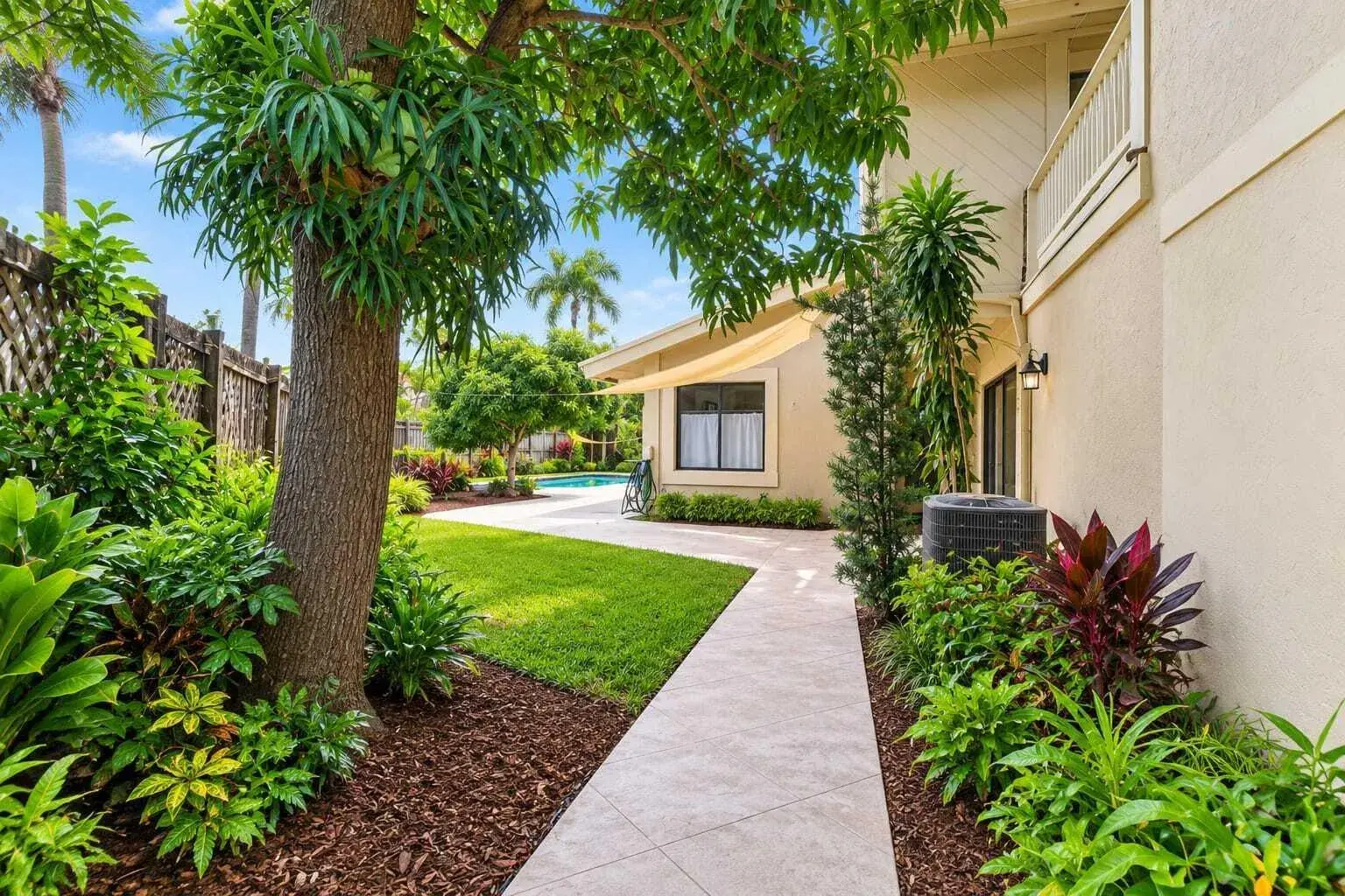 7666 SIERRA Terrace W, Boca Raton FL 33433