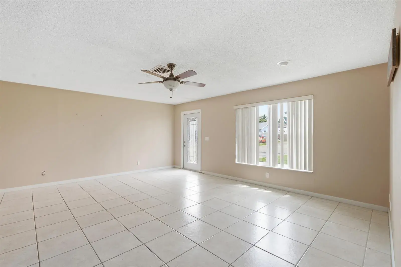 19074 SE FEARNLEY Drive, Jupiter FL 33469
