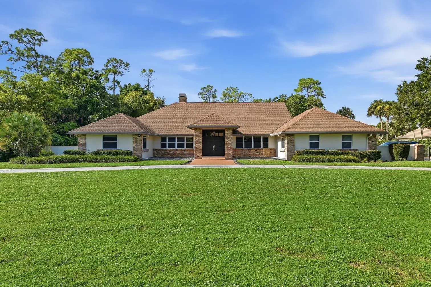 4 bedroom 2 bath Residential for sale at 13670 Doubletree Trail, Wellington FL 33414
