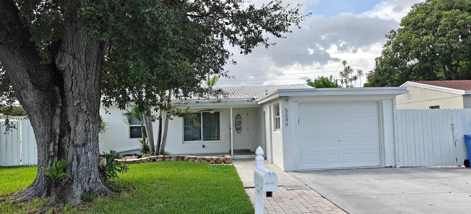 5649 NE 5th Terrace, Oakland Park FL 33334
