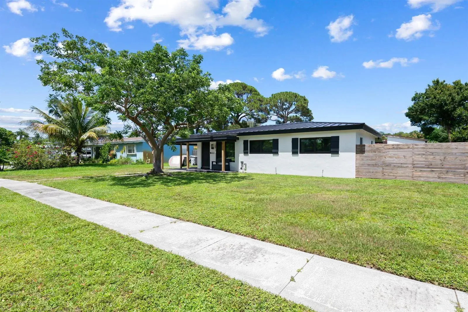 3 bedroom 1 bath Residential for sale at 1032 SW 1ST Terrace, Pompano Beach FL 33060