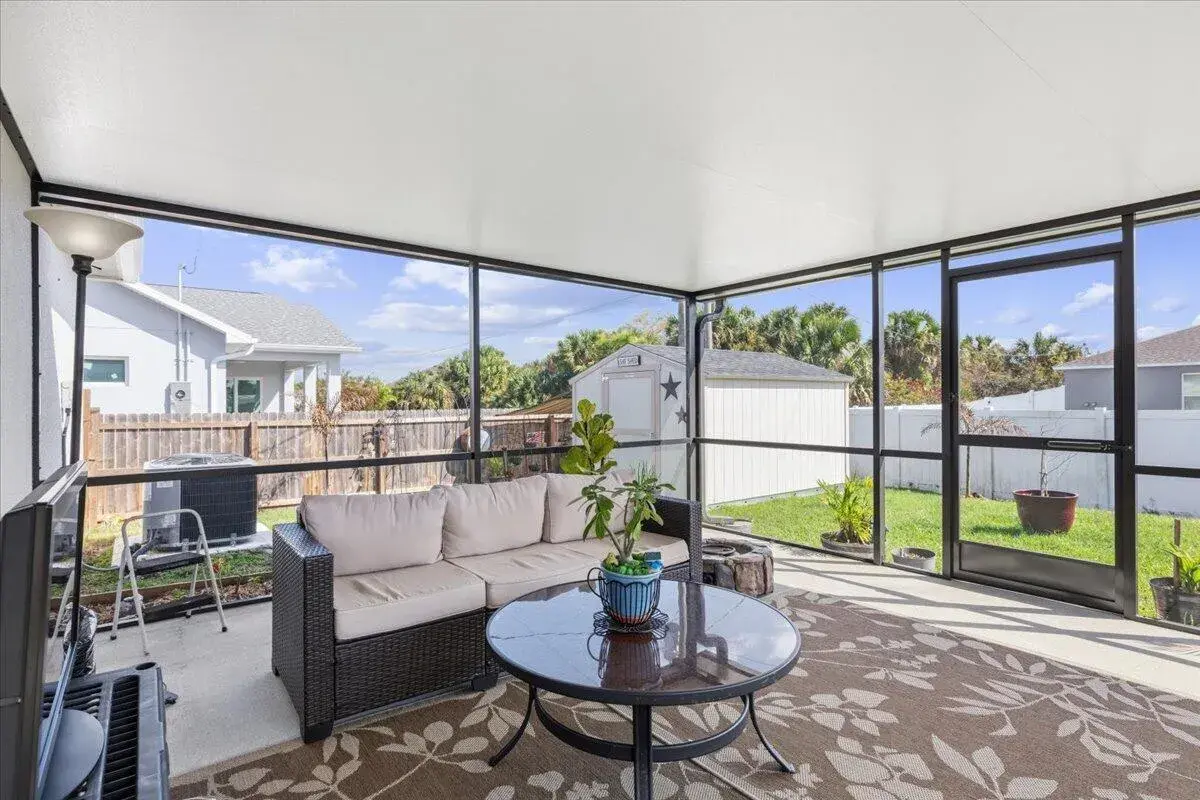 542 Mimosa Street SW, Palm Bay FL 32908