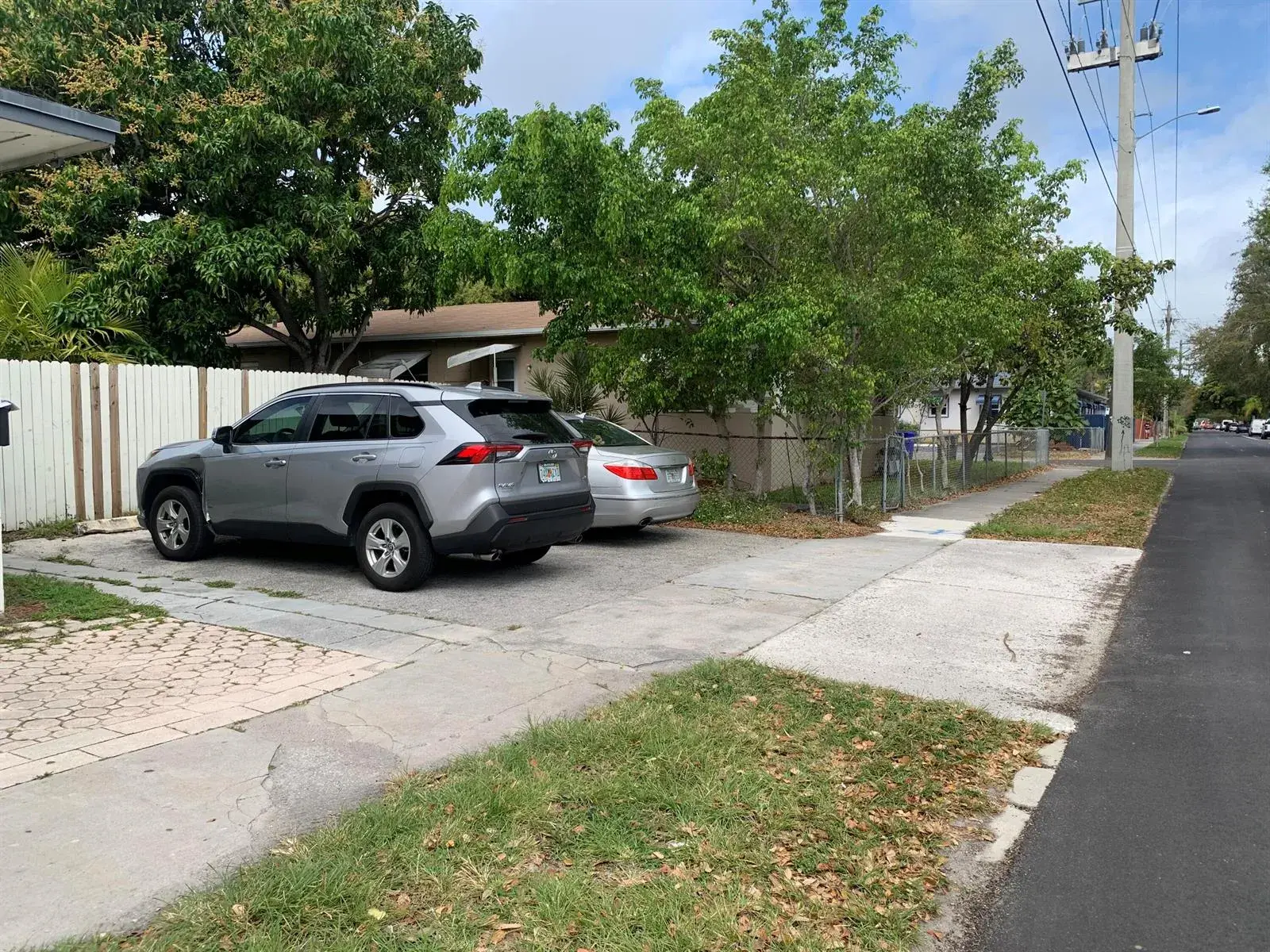3 bedroom 2 bath Residential Lease for rent at 810 S 19TH Avenue # 2, Hollywood FL 33020
