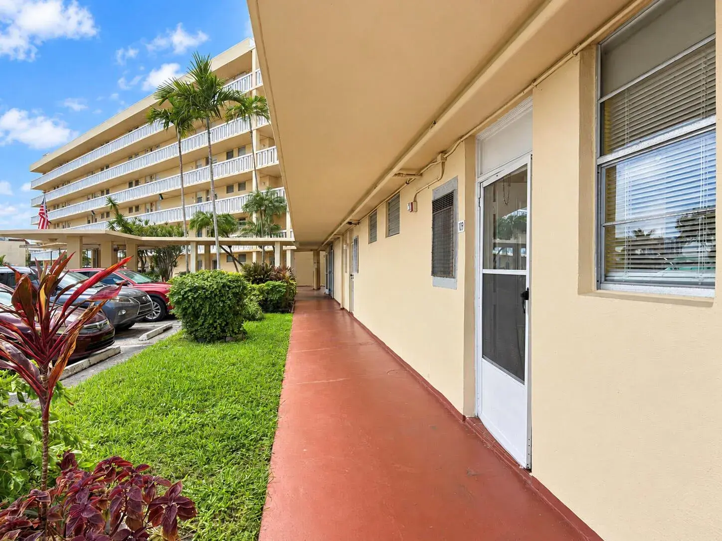 2999 POINT EAST Drive # C109, Aventura FL 33160