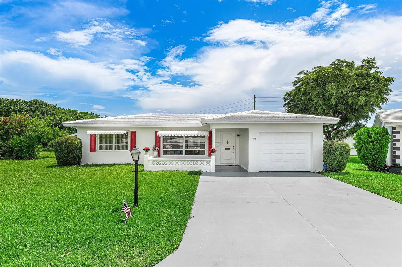 2 bedroom 2 bath Residential for sale at 106 NW 10th Court, Boynton Beach FL 33426