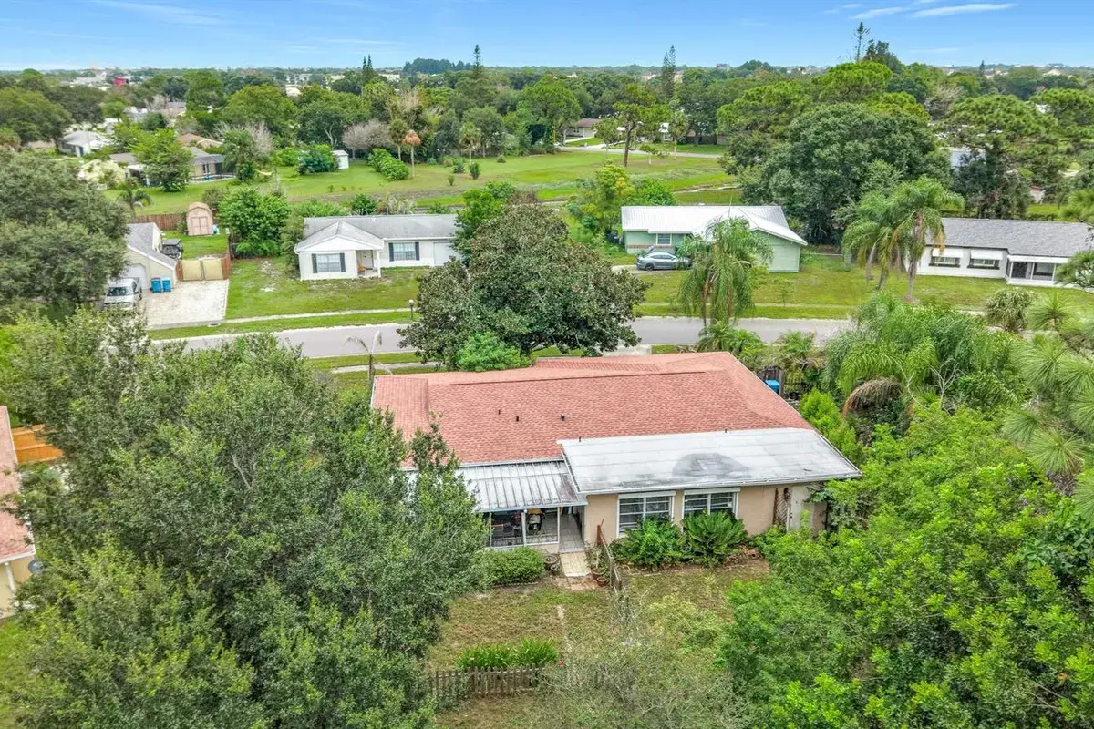 1324 CROMEY Road NE, Palm Bay FL 32905