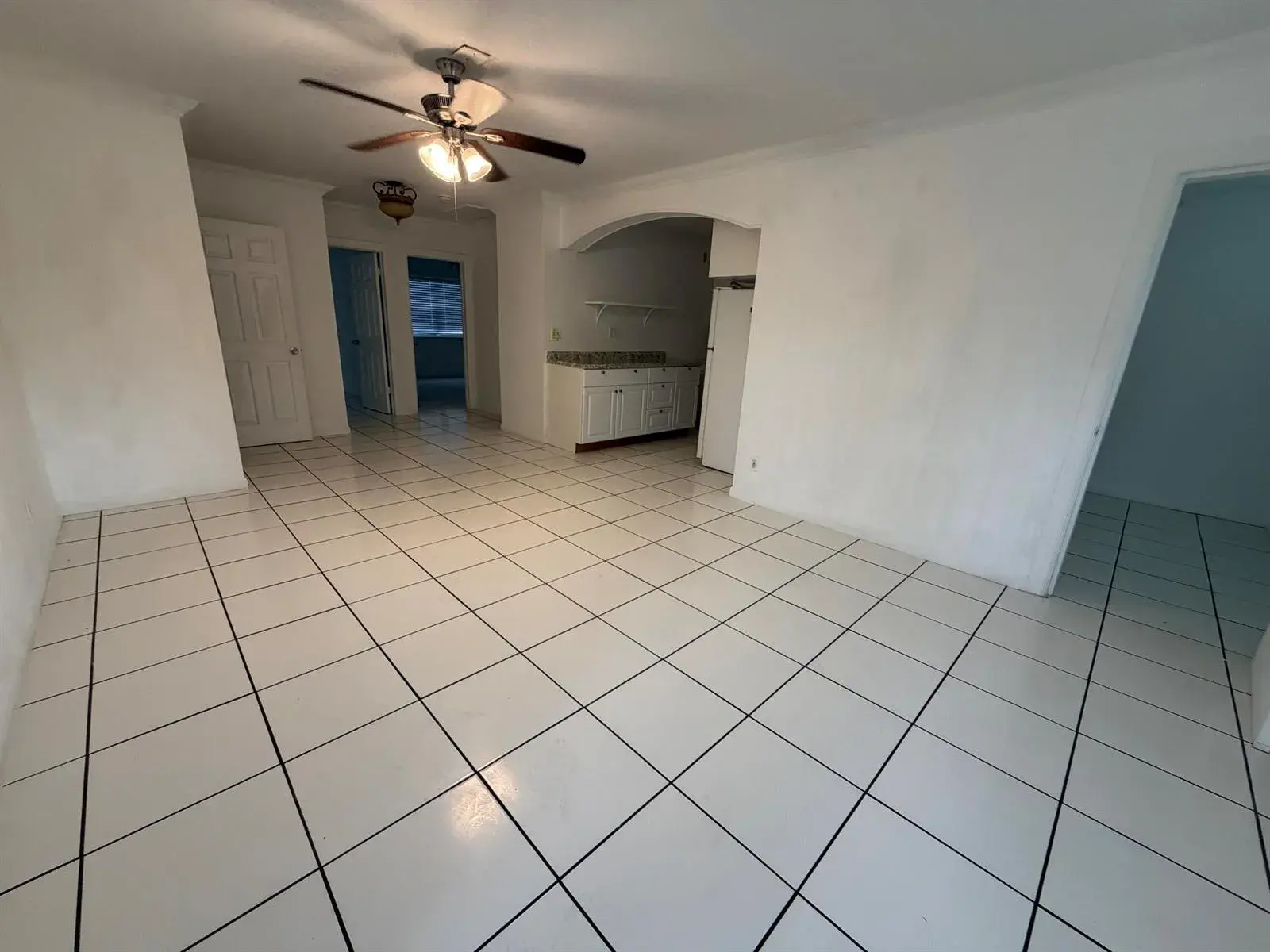 3 bedroom 1 bath Residential Lease for rent at 421 NE 11TH Street # 5, Fort Lauderdale FL 33304