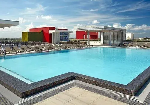 1 bedroom 1 bath Residential for sale at 777 N OCEAN Drive # N502, Hollywood FL 33019