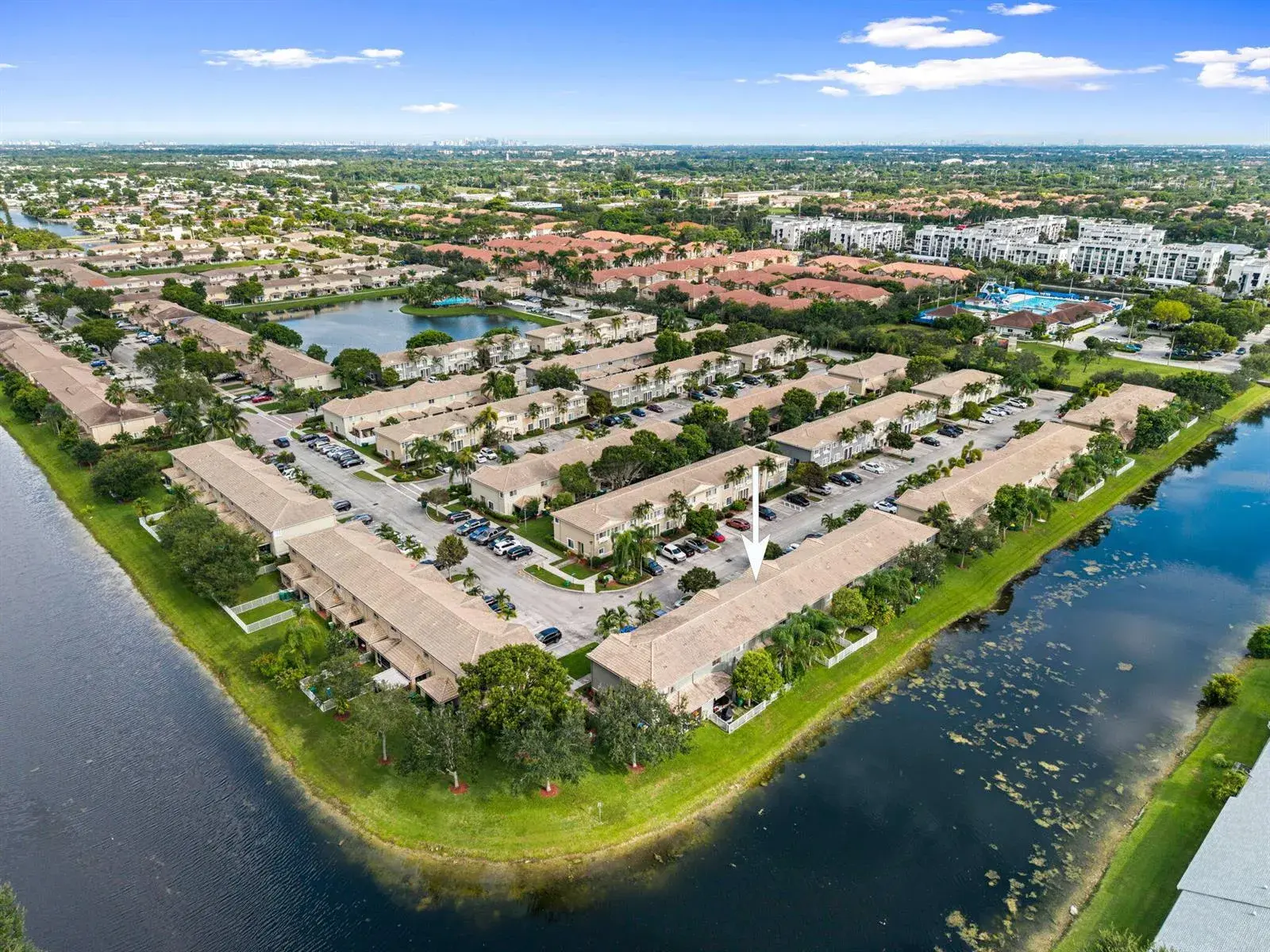 5963 GLASGOW Way, Tamarac FL 33321