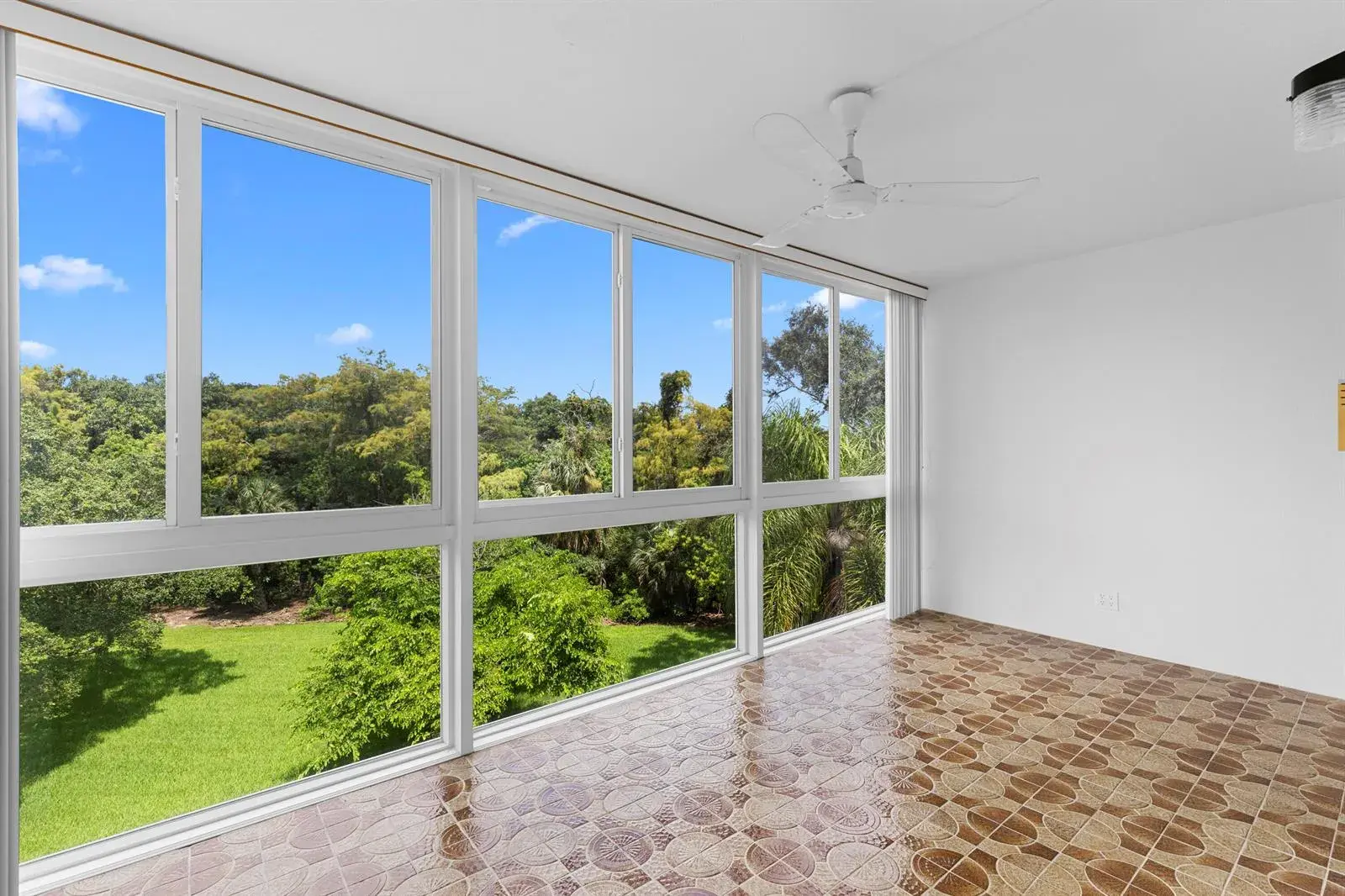 2 bedroom 2 bath Residential for sale at 4062 OAKRIDGE F # 4062, Deerfield Beach FL 33442