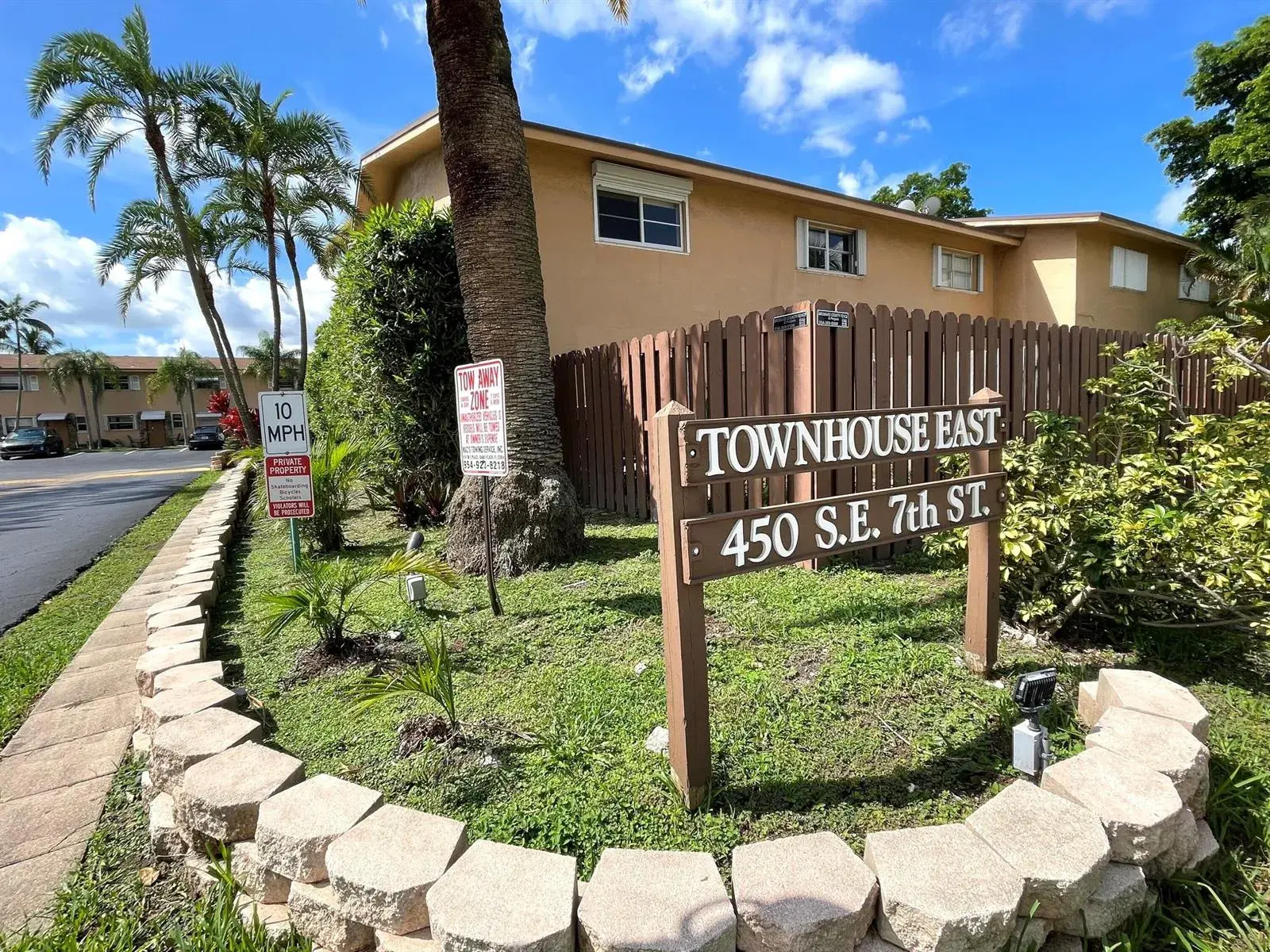 2 bedroom 1 bath Residential for sale at 450 SE 7th Street # 232, Dania Beach FL 33004