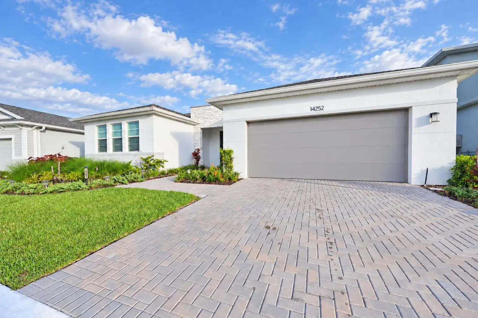 14252 SW Murney Way, Port St. Lucie FL 34987