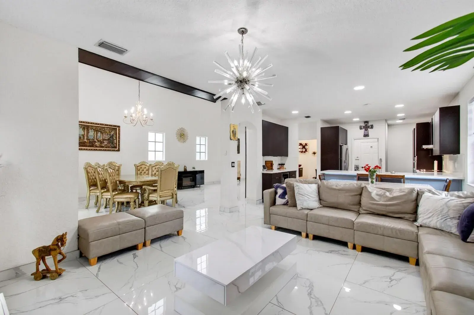 3 bedroom 2 bath Residential for sale at 4940 Egret Place, Coconut Creek FL 33073