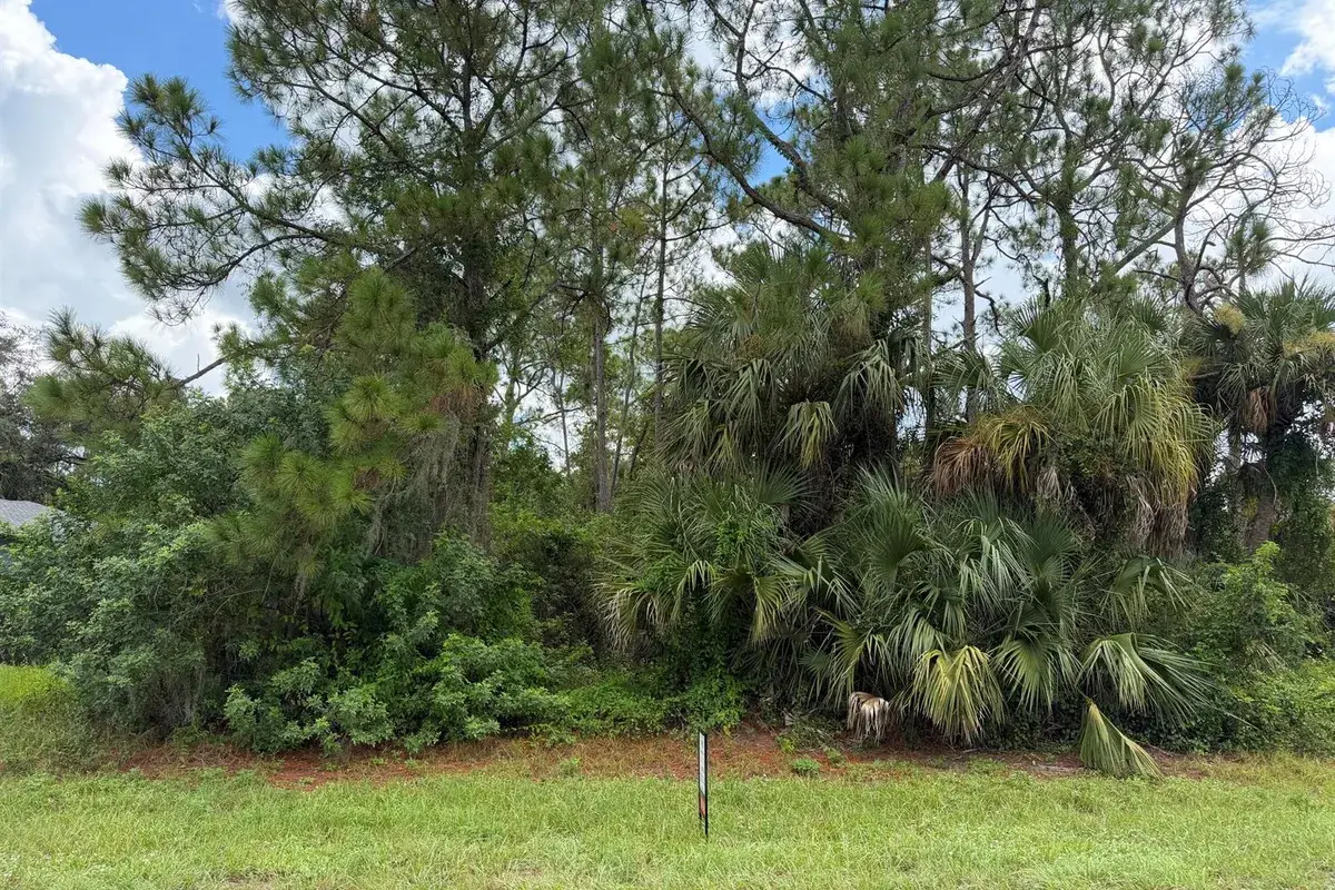 8008 WINDSWEPT Circle, FL 33935