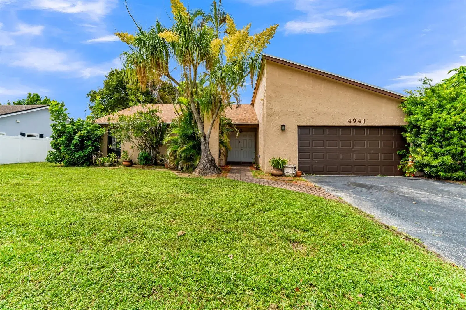 3 bedroom 2 bath Residential for sale at 4941 NW 83rd Avenue, Lauderhill FL 33351