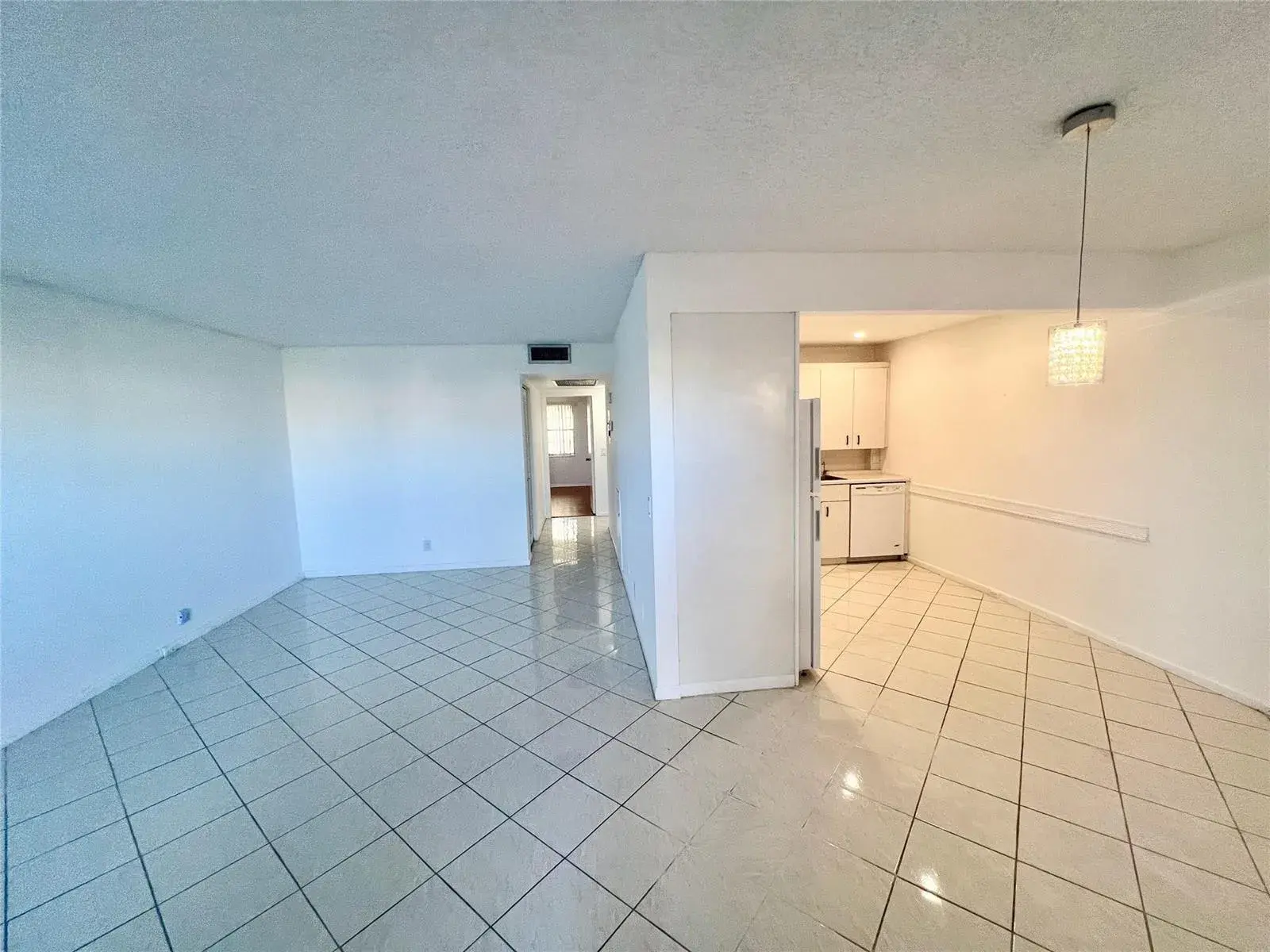 2 bedroom 2 bath Residential for sale at 3002 Newcastle A, Boca Raton FL 33434