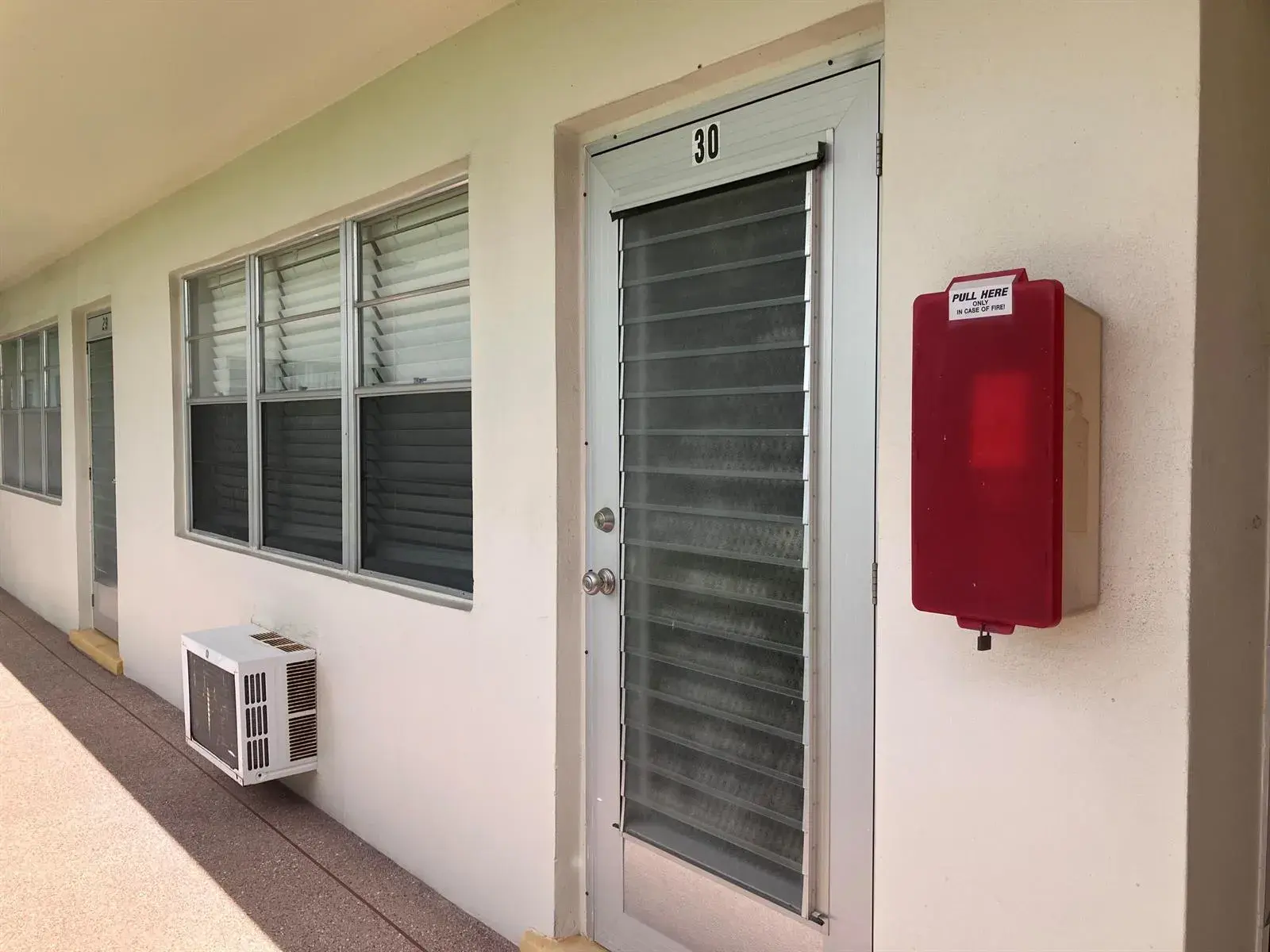 1 bedroom 1 bath Residential for sale at 30 Chatham B, West Palm Beach FL 33417