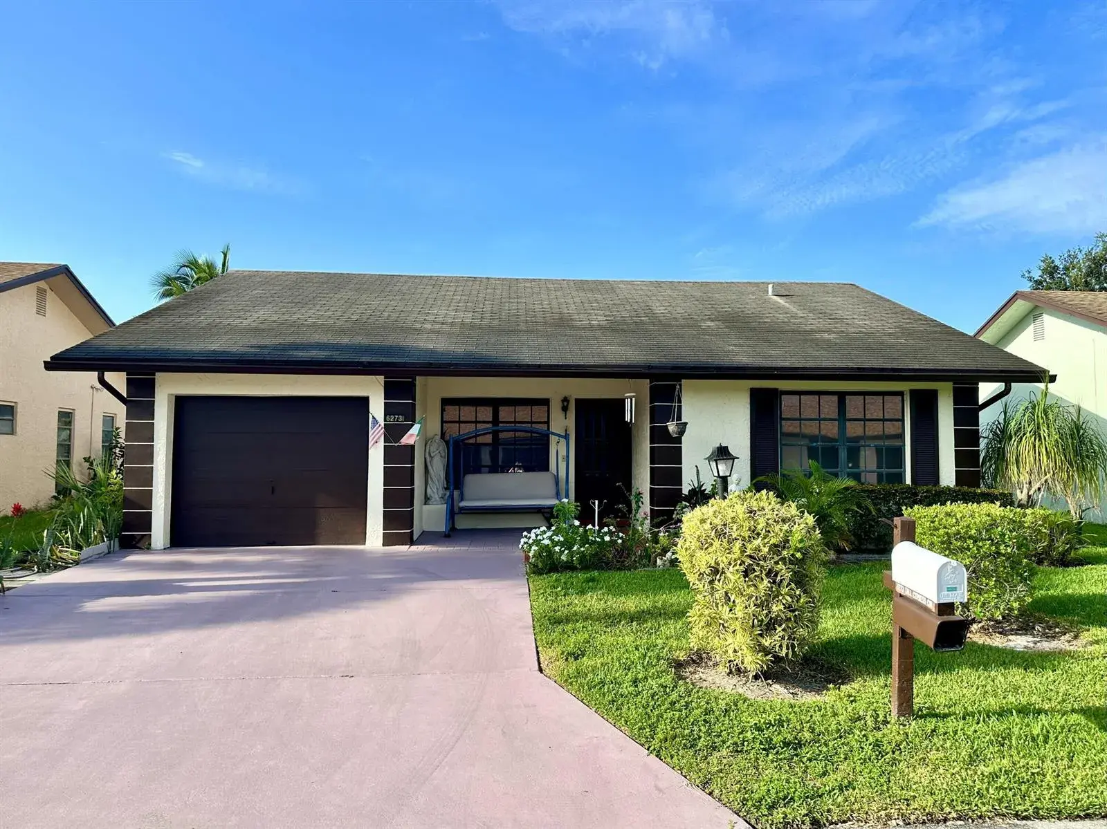 3 bedroom 2 bath Residential for sale at 6273 Tall Cypress Circle, FL 33463