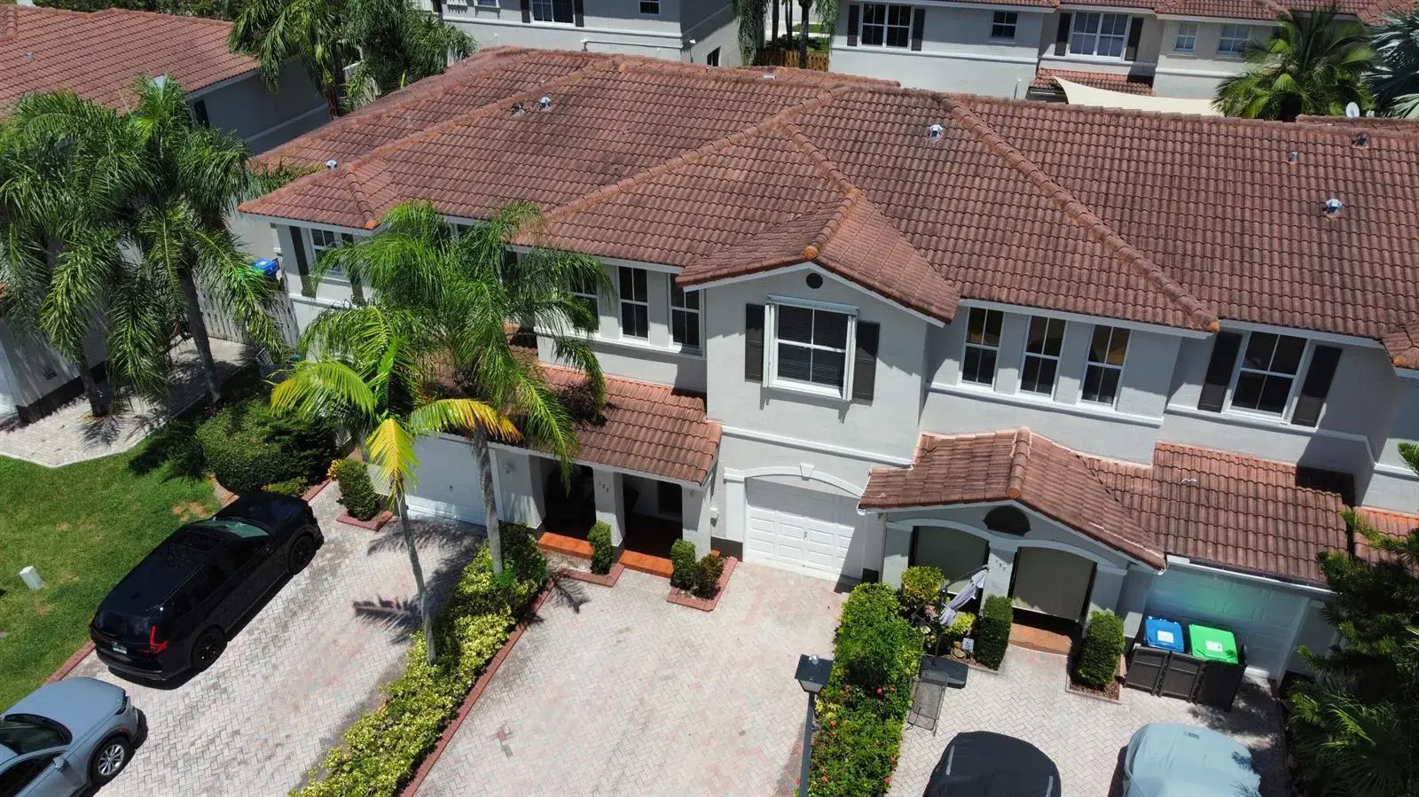 2 bedroom 2 bath Residential for sale at 135 RIVERWALK Circle, Sunrise FL 33326