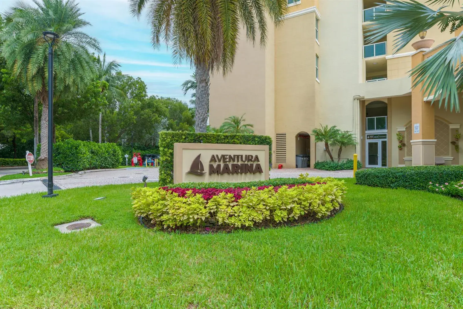 2 bedroom 2 bath Residential Lease for rent at 3340 NE 190TH Street # 1309, Aventura FL 33180