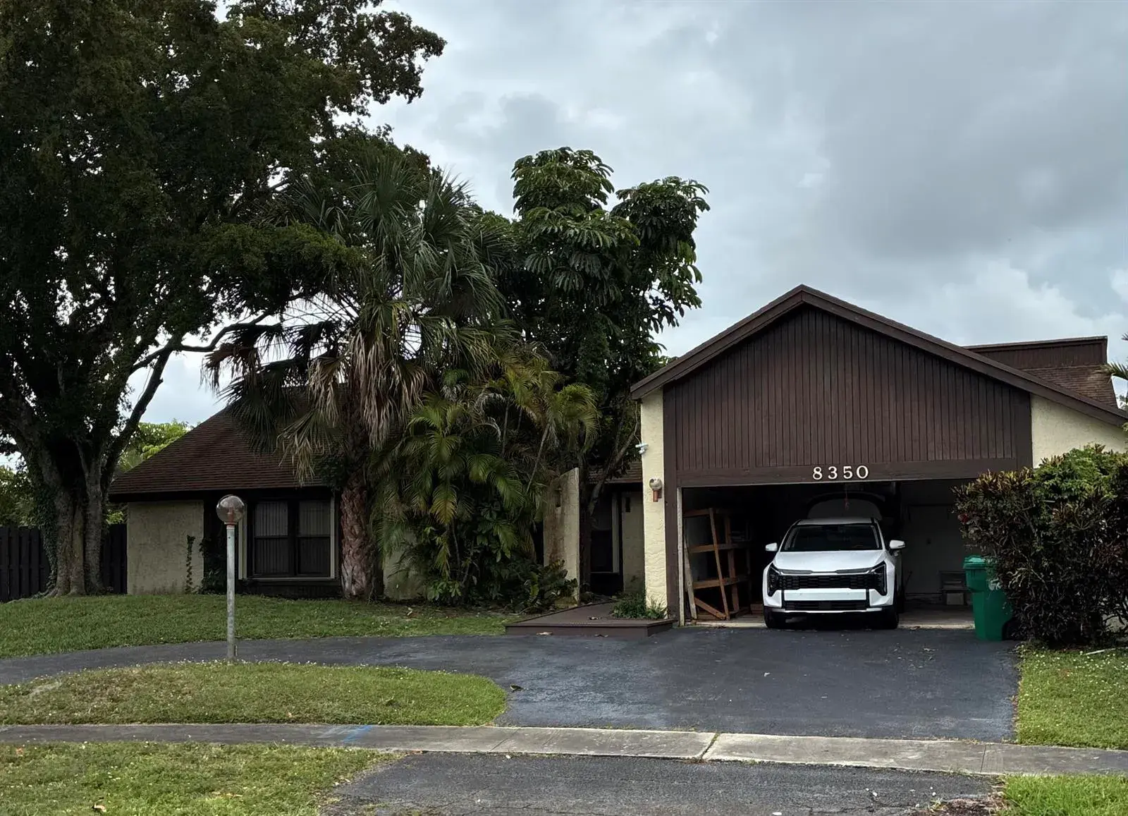 4 bedroom 2 bath Residential for sale at 8350 NW 51ST Street, Lauderhill FL 33351