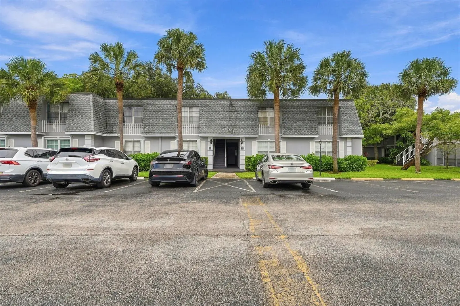 3 bedroom 2 bath Residential for sale at 424 NW 70TH Avenue # 121, Plantation FL 33317