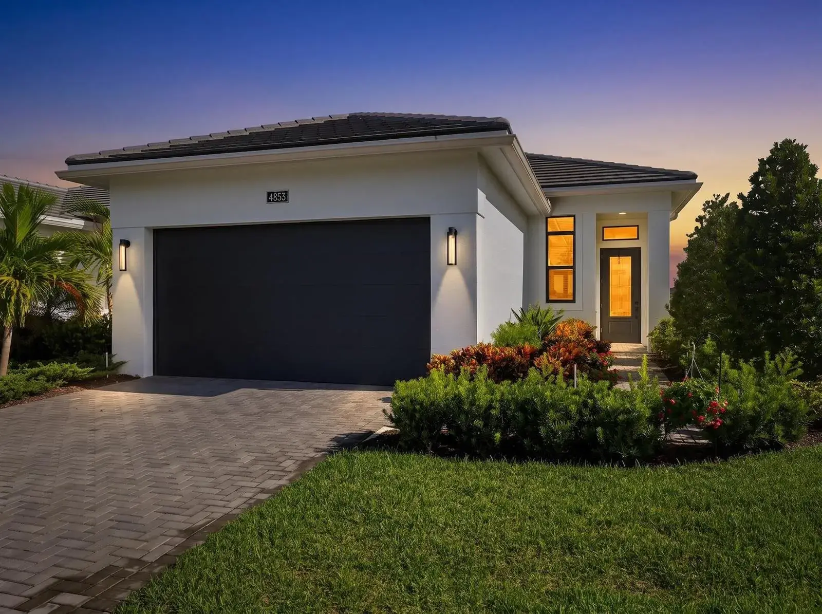 2 bedroom 2 bath Residential for sale at 4853 Saint Armands Way, Westlake FL 33470