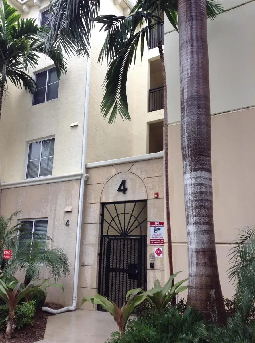 3 bedroom 2 bath Residential for sale at 4403 RENAISSANCE Way, Boynton Beach FL 33426