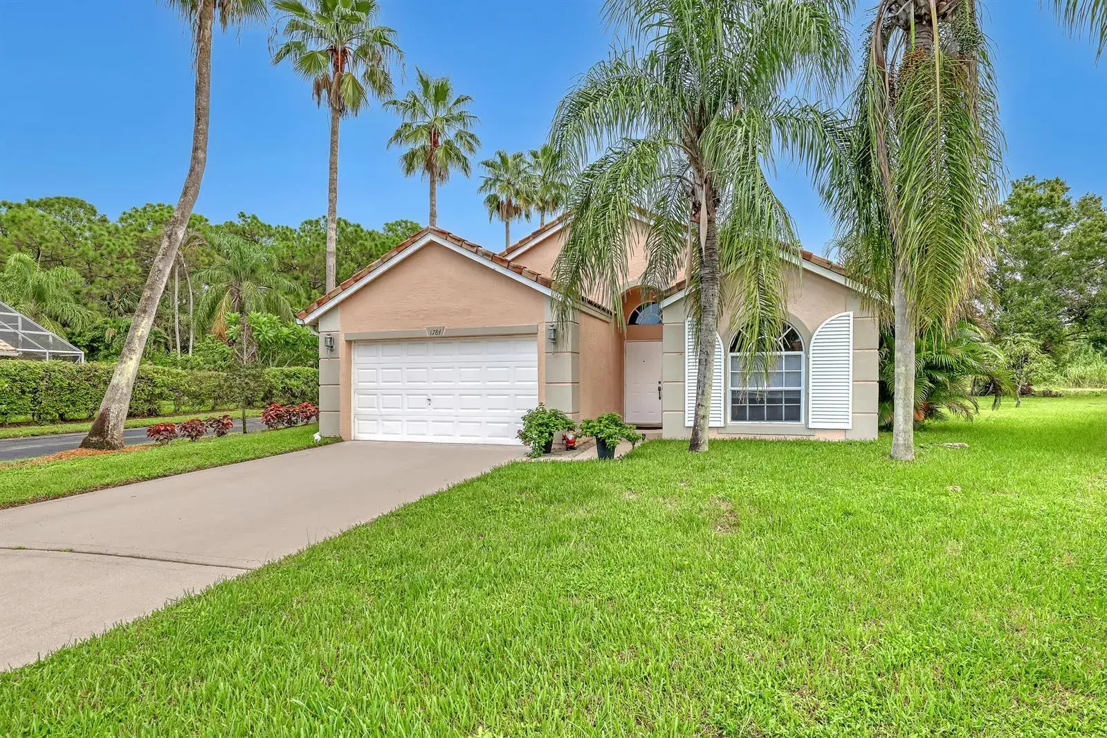3 bedroom 3 bath Residential for sale at 1784 Barnstable Road, Wellington FL 33414