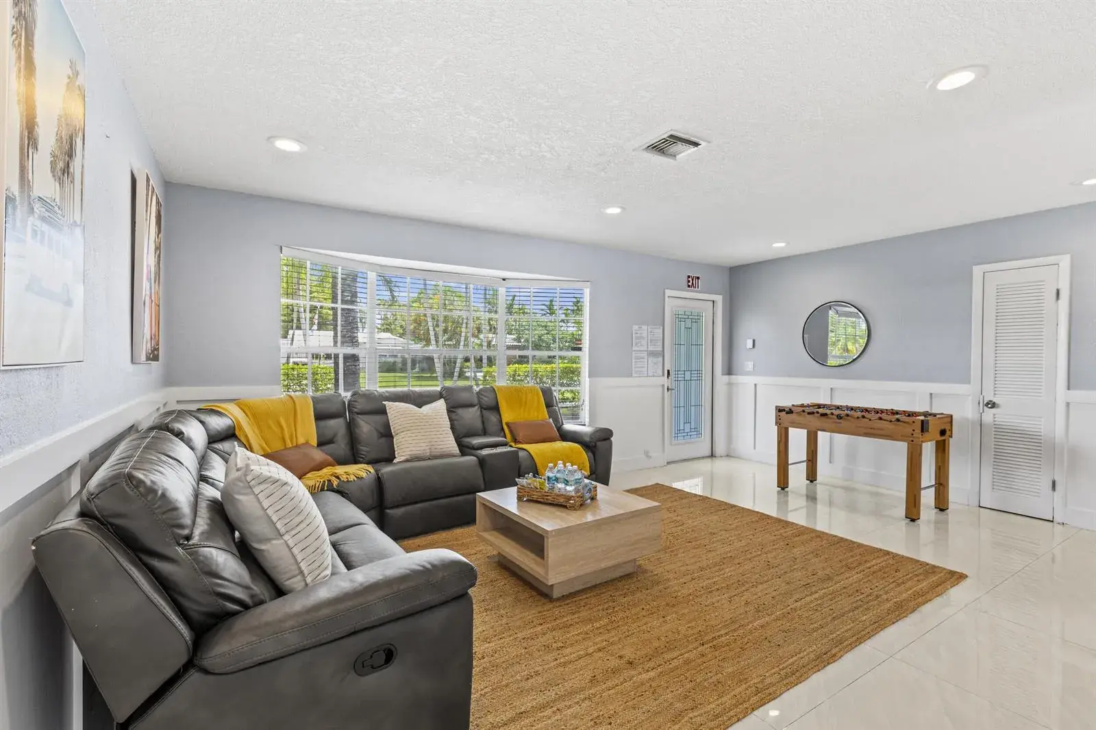 1422 COOLIDGE Street, Hollywood FL 33020