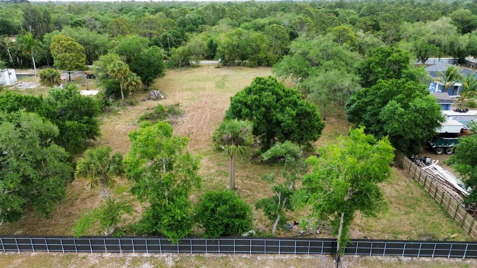 for sale at 320 S JINETE Street, Clewiston FL 33440