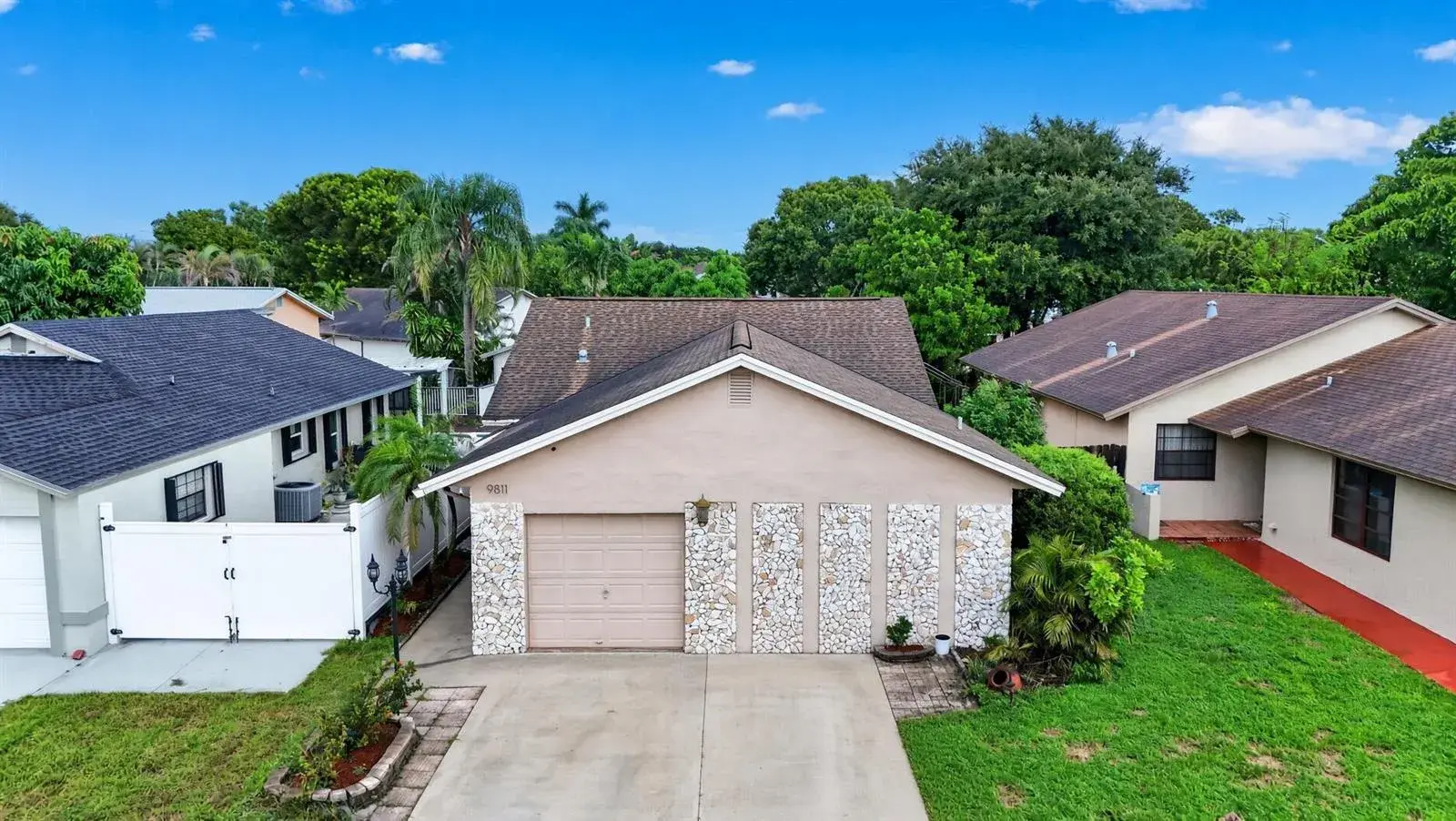 3 bedroom 2 bath Residential for sale at 9811 SW 57TH Street, Cooper City FL 33328