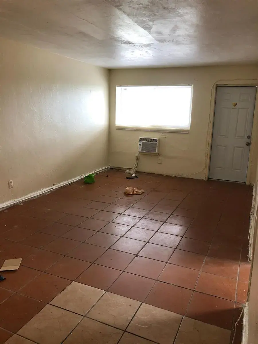 800 NW 11TH Avenue # 5, Fort Lauderdale FL 33311