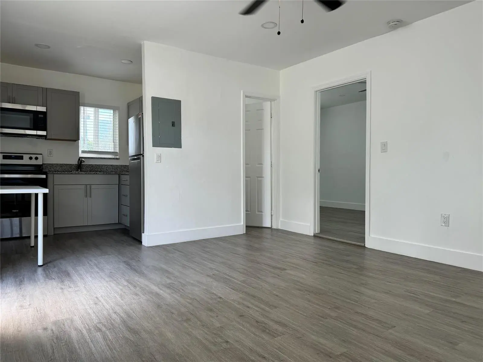 1 bedroom 1 bath Residential Lease for rent at 1857 Madison Street # 2, Hollywood FL 33020