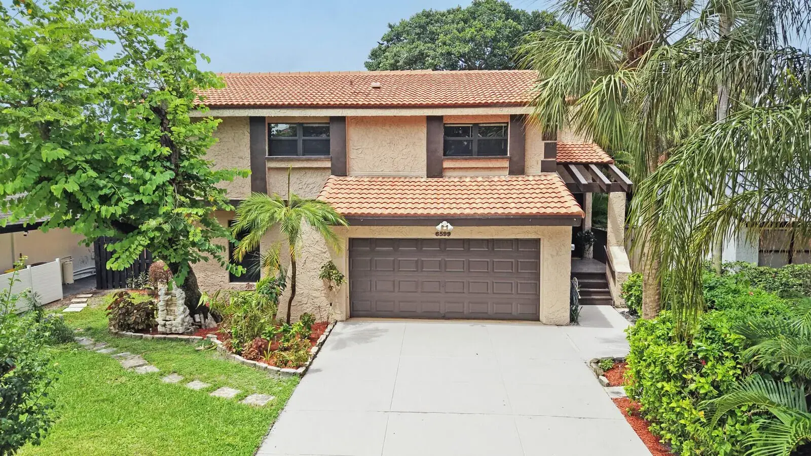 4 bedroom 3 bath Residential for sale at 6599 Pond Apple Road, Boca Raton FL 33433