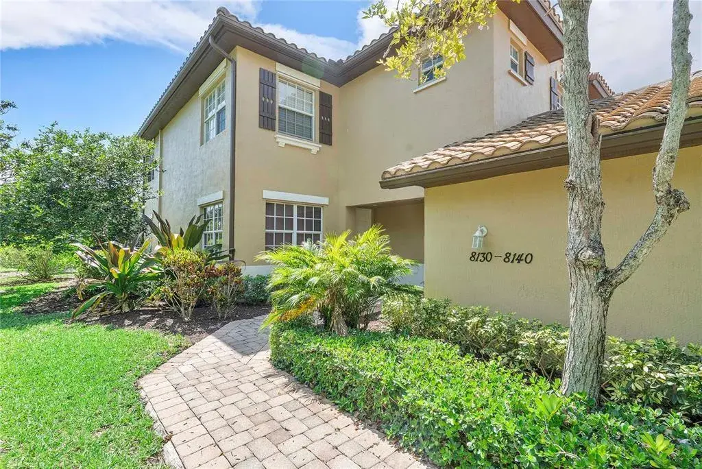 3 bedroom 2 bath Residential for sale at 8140 NW 128th Lane # A, Parkland FL 33076