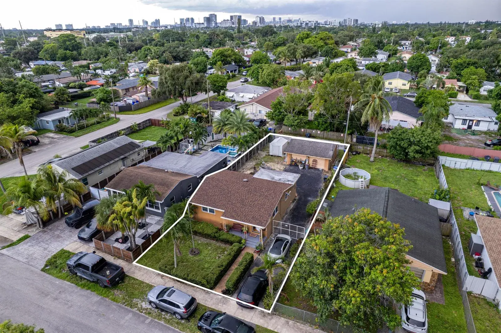 2 bedroom 1 bath Residential for sale at 2310 SCOTT Street, Hollywood FL 33020
