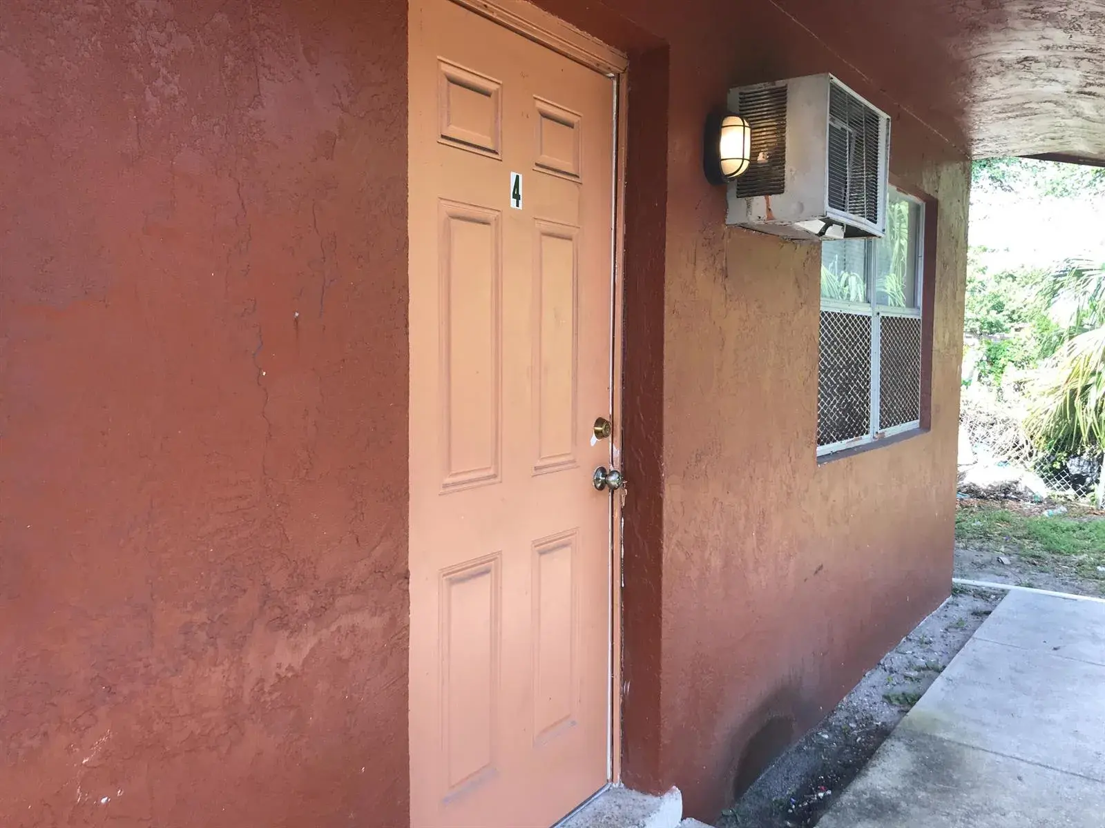 2 bedroom 1 bath Residential Lease for rent at 827 NW 10TH Terrace, Fort Lauderdale FL 33311