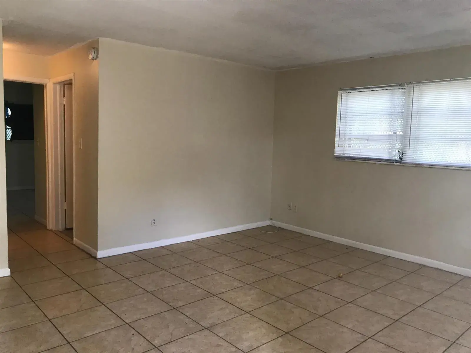 827 NW 10TH Terrace, Fort Lauderdale FL 33311